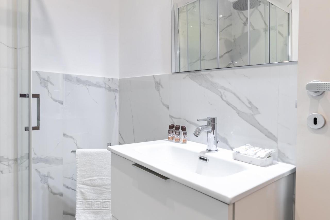 Villa Exclusive Loft Crocetta - Free Private Parking & Wi-Fi - 5 Min To Metro Nizza - Ac Turin Exterior foto